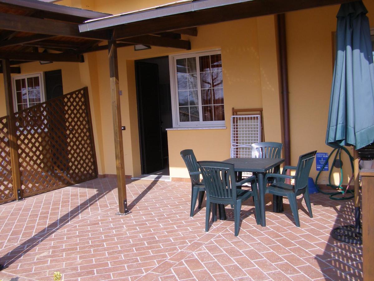 Aparthotel Oasi Del Mare Tirrenia Exterior foto